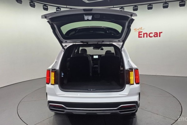 2022 Kia Sorento с пробегом 73 390 км