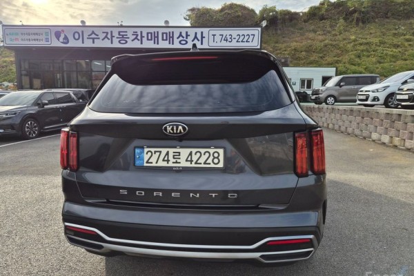2021 Kia Sorento с пробегом 113 345 км