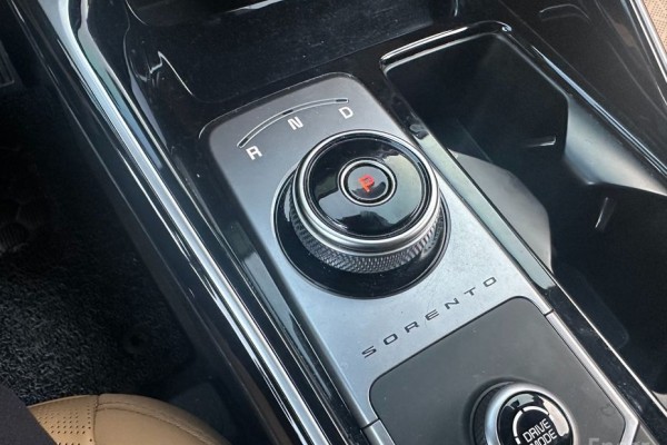 2022 Kia Sorento с пробегом 51 871 км