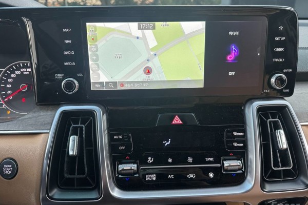 2022 Kia Sorento с пробегом 51 871 км