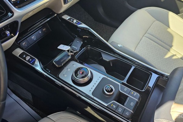 2022 Kia Sorento с пробегом 56 806 км