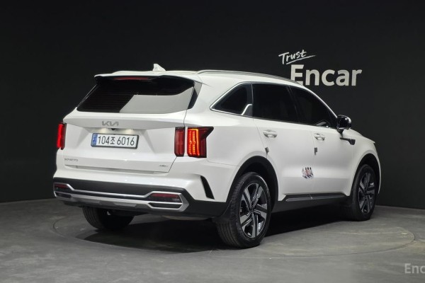 2022 Kia Sorento с пробегом 124 891 км