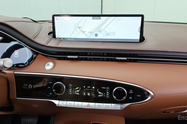 2021 Genesis GV70 с пробегом 53 994 км