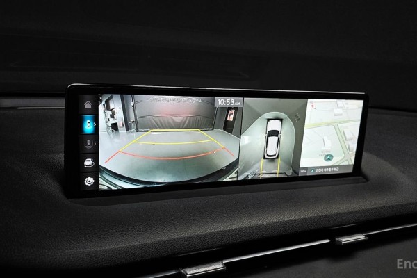 2021 Genesis GV70 с пробегом 92 975 км