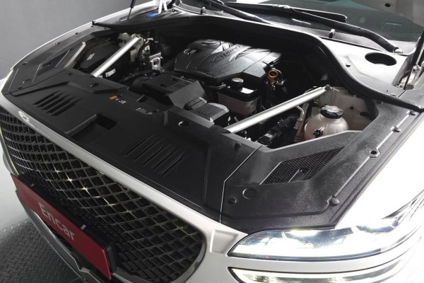 2022 Genesis GV70 с пробегом 53 912 км