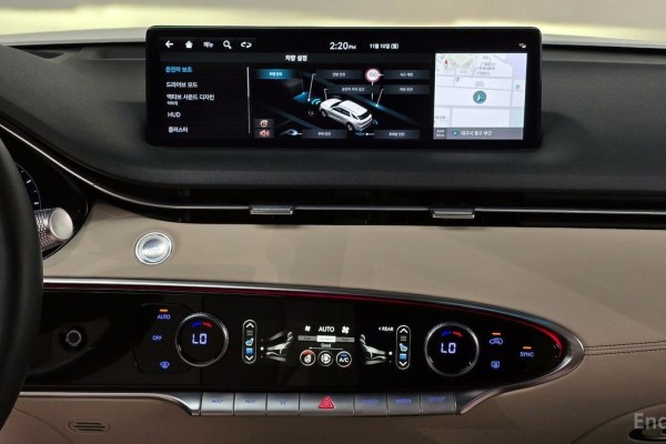 2022 Genesis GV70 с пробегом 61 353 км