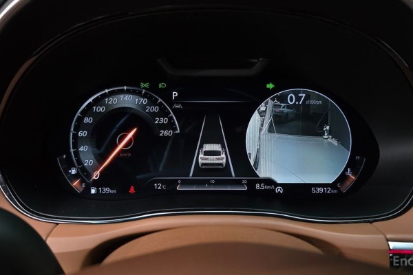 2022 Genesis GV70 с пробегом 53 912 км