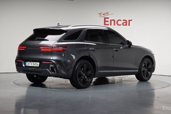 2021 Genesis GV70 с пробегом 62 015 км