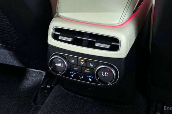 2022 Genesis GV70 с пробегом 61 353 км