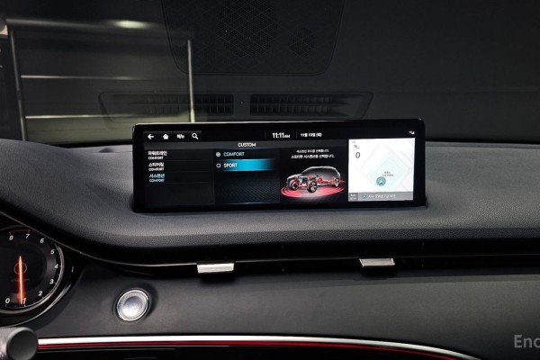 2021 Genesis GV70 с пробегом 48 075 км