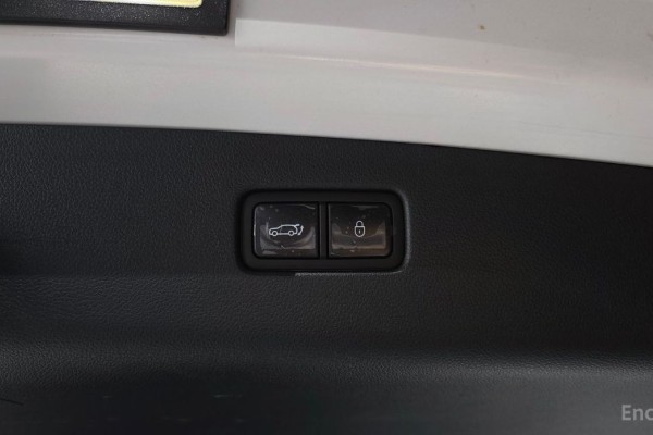 2022 Genesis GV70 с пробегом 53 912 км