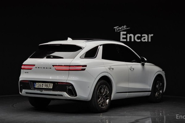 2021 Genesis GV70 с пробегом 58 999 км