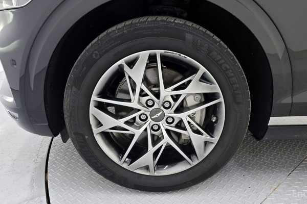 2022 Genesis GV70 с пробегом 87 488 км