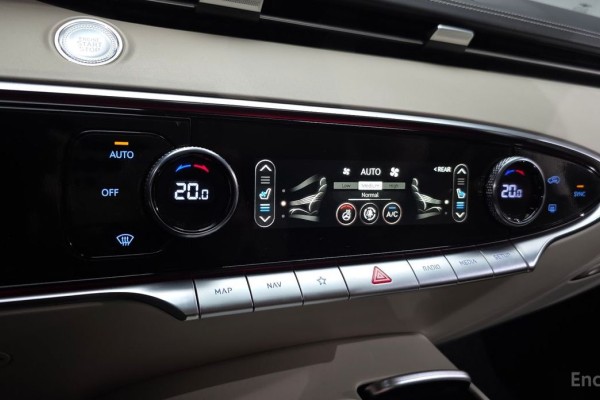 2021 Genesis GV70 с пробегом 62 015 км