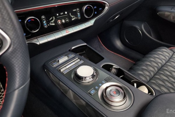 2021 Genesis GV70 с пробегом 54 166 км