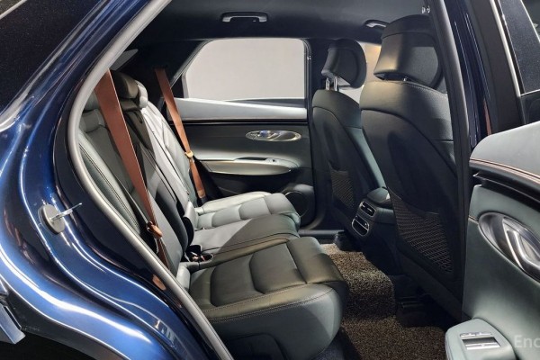 2021 Genesis GV70 с пробегом 67 286 км