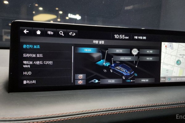 2021 Genesis GV70 с пробегом 67 286 км