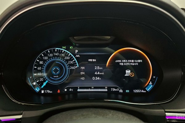 2021 Genesis GV70 с пробегом 125 514 км