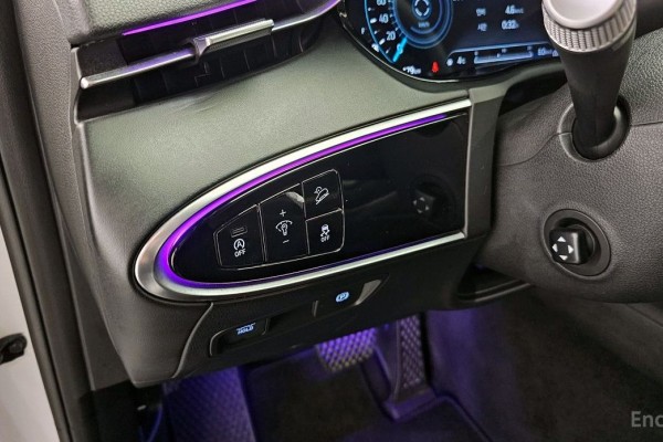 2021 Genesis GV70 с пробегом 125 514 км