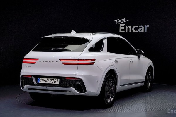 2021 Genesis GV70 с пробегом 53 350 км