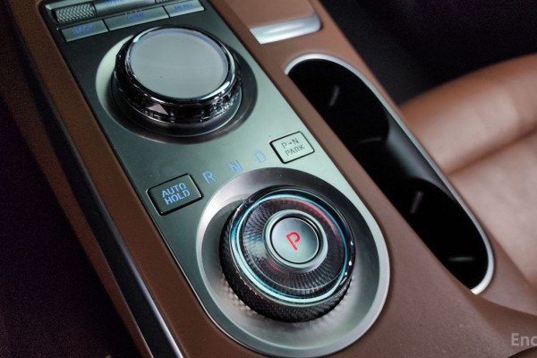 2021 Genesis GV70 с пробегом 42 431 км