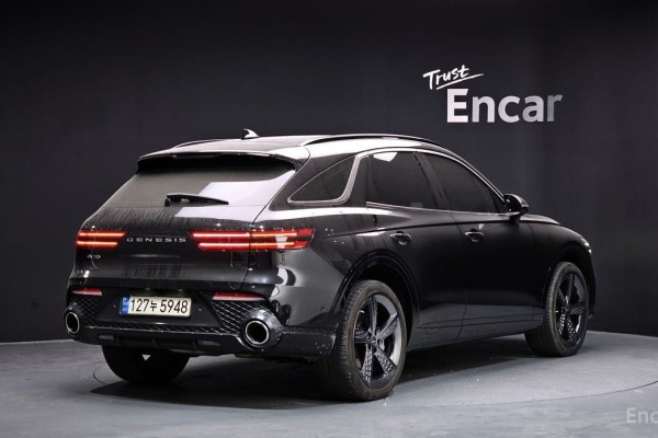 2021 Genesis GV70 с пробегом 74 289 км
