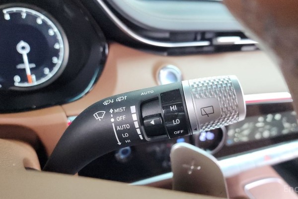 2021 Genesis GV70 с пробегом 42 431 км