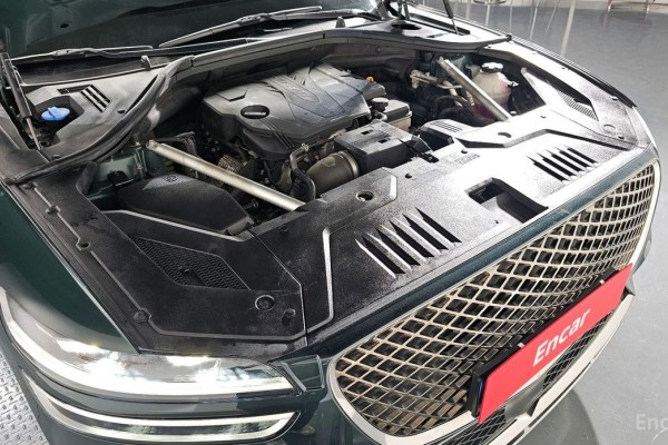 2021 Genesis GV70 с пробегом 60 763 км