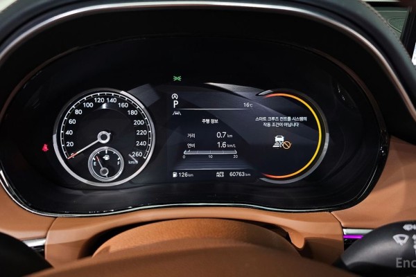 2021 Genesis GV70 с пробегом 60 763 км