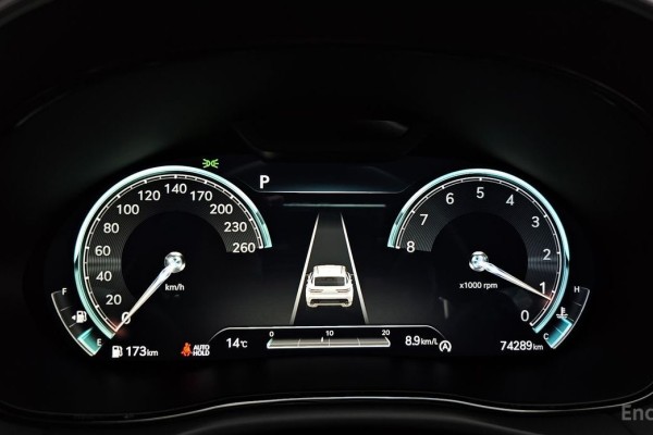 2021 Genesis GV70 с пробегом 74 289 км