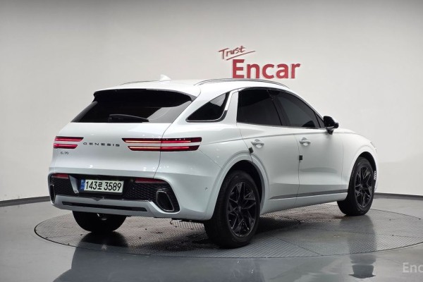 2021 Genesis GV70 с пробегом 89 516 км