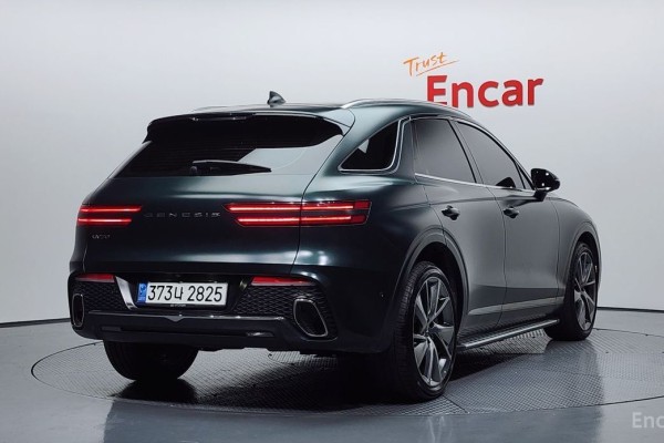 2022 Genesis GV70 с пробегом 62 945 км