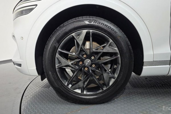 2021 Genesis GV70 с пробегом 89 516 км