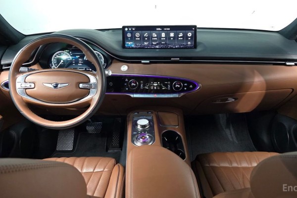 2021 Genesis GV70 с пробегом 89 516 км