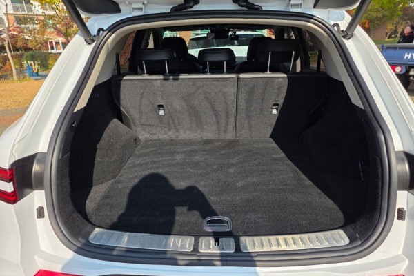 2021 Genesis GV70 с пробегом 136 884 км