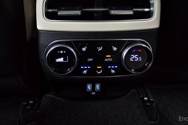 2021 Genesis GV70 с пробегом 55 947 км