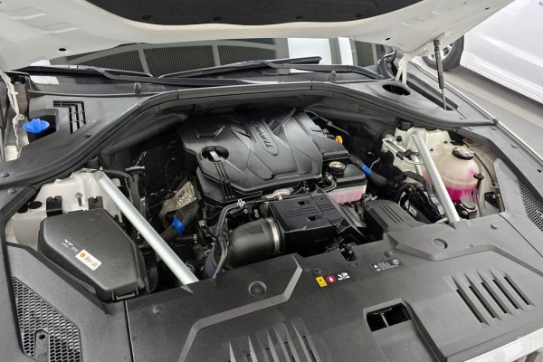 2021 Genesis GV70 с пробегом 49 610 км