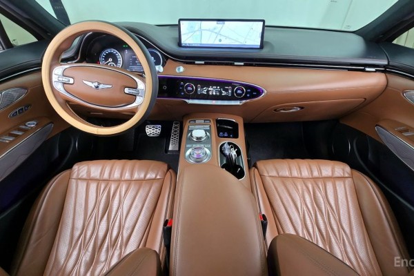 2021 Genesis GV70 с пробегом 49 610 км