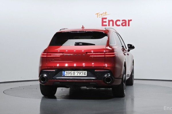 2021 Genesis GV70 с пробегом 85 724 км