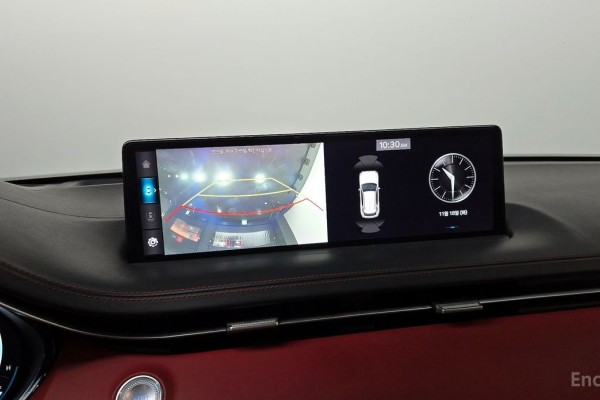 2021 Genesis GV70 с пробегом 85 724 км