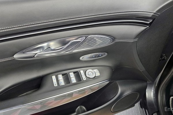 2021 Genesis GV70 с пробегом 65 390 км