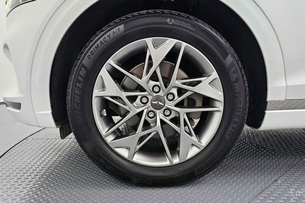 2021 Genesis GV70 с пробегом 88 407 км