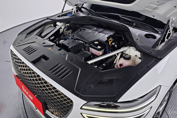 2021 Genesis GV70 с пробегом 88 407 км