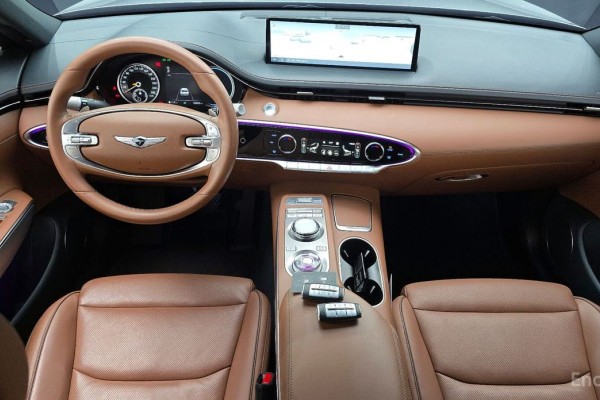 2021 Genesis GV70 с пробегом 53 022 км