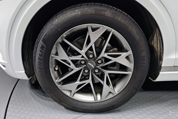 2021 Genesis GV70 с пробегом 41 434 км