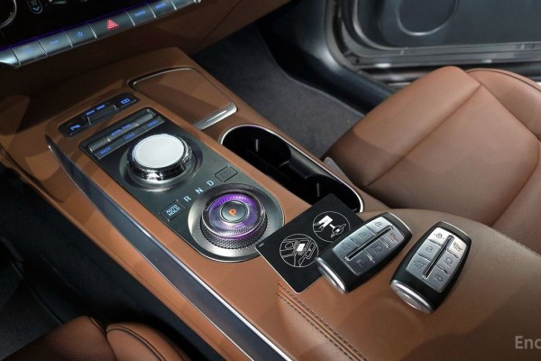 2021 Genesis GV70 с пробегом 53 022 км