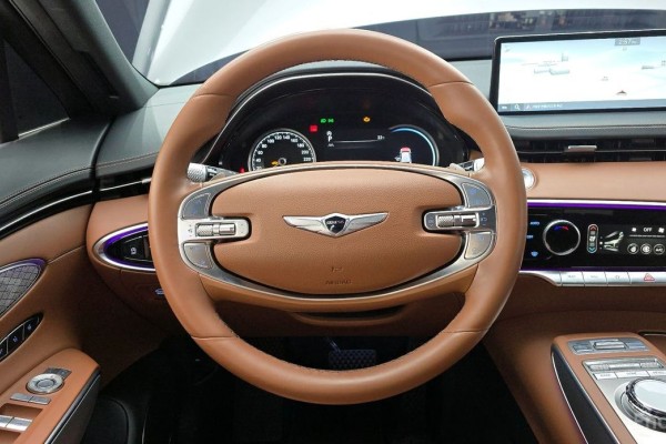 2021 Genesis GV70 с пробегом 53 022 км