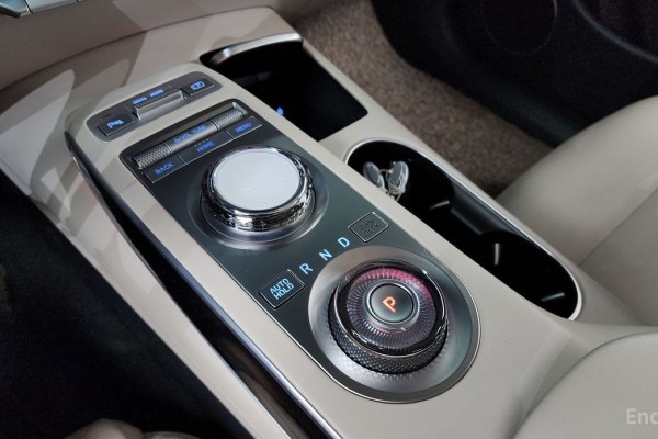 2021 Genesis GV70 с пробегом 73 196 км