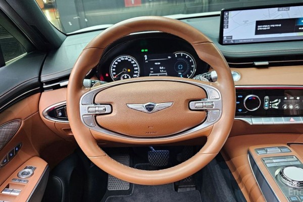 2021 Genesis GV70 с пробегом 41 434 км