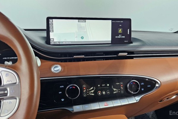 2021 Genesis GV70 с пробегом 88 407 км